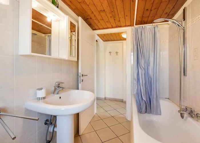 La Casa Di Lady Ceriale