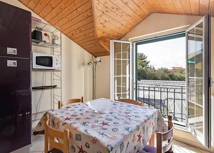 Apartment La Casa Di Lady Ceriale